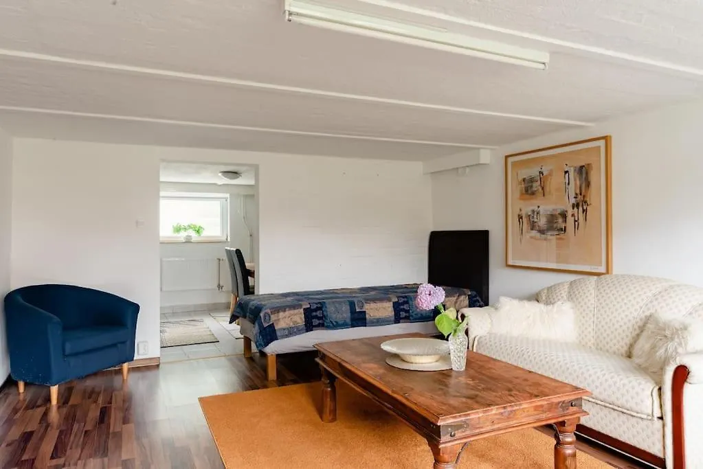 Kattarp Cellar Free Parking & Private Entrance Apartment Malmo